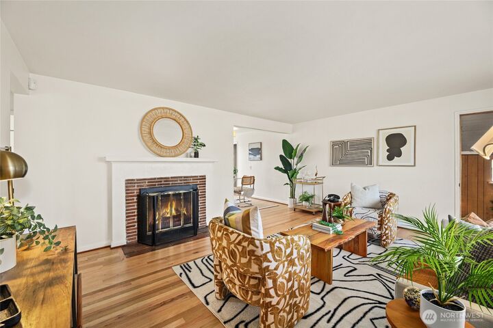 Property Photo:  5114  46th Avenue S  WA 98118 