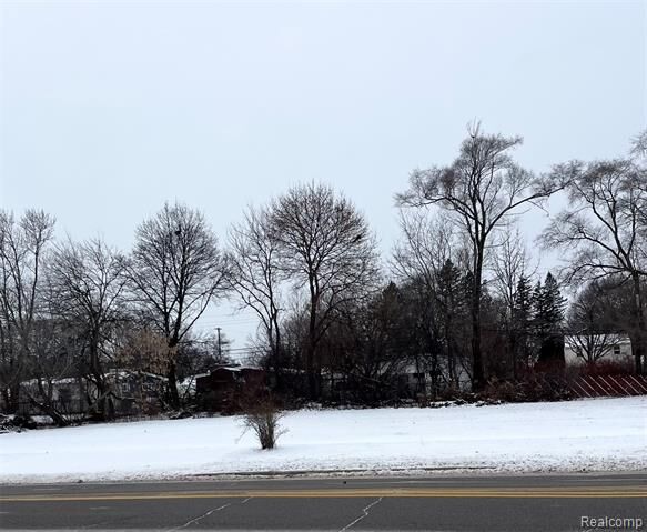 Property Photo:  1830 S Averill Avenue  MI 48503 