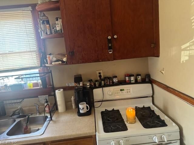 Property Photo:  614 Briarfield Rd  VA 23605 