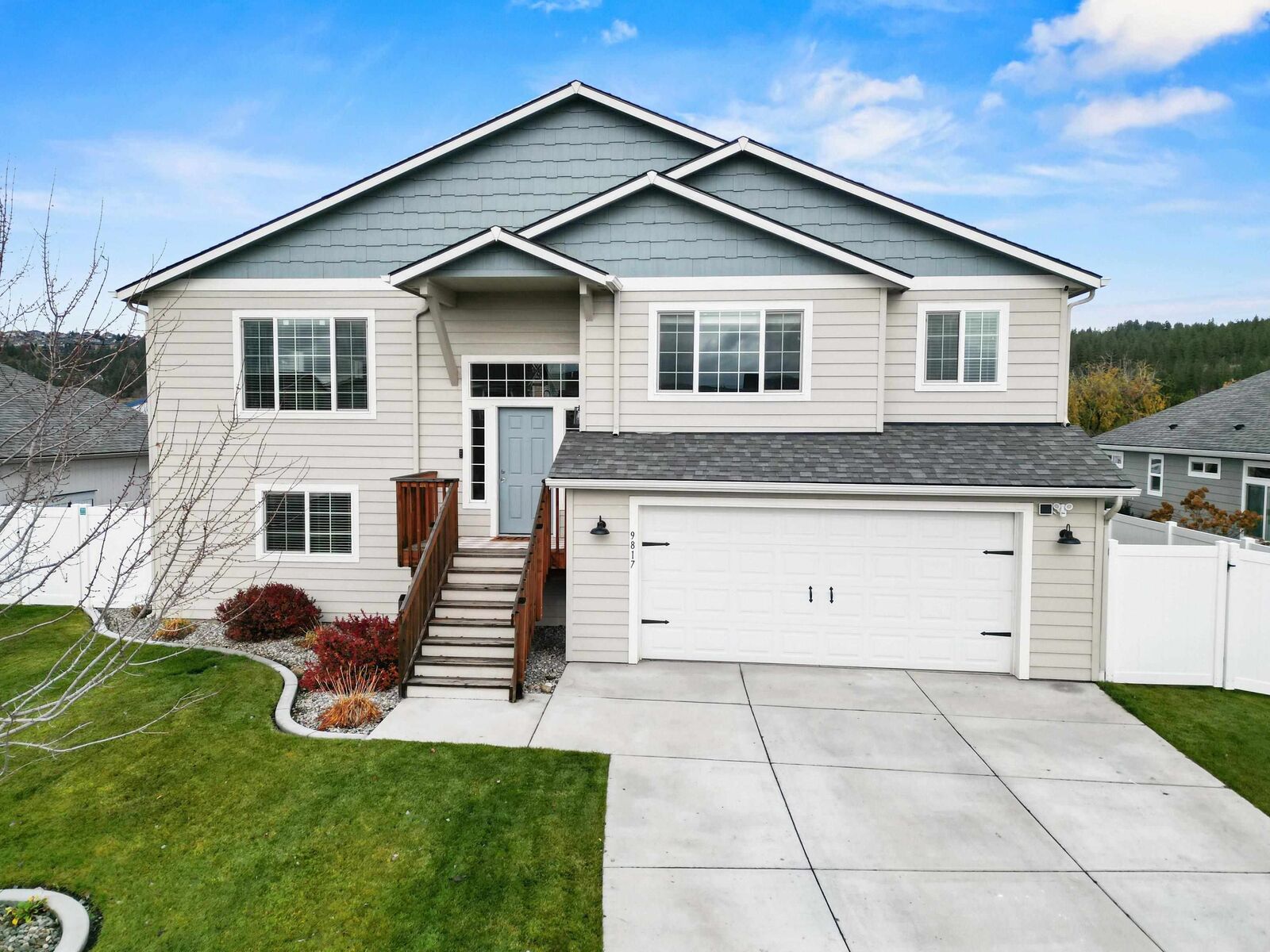 Property Photo:  9817 E Hoffman Ct  WA 99206 