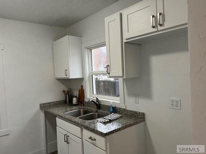 Property Photo:  339 Gladstone Street  ID 83401 