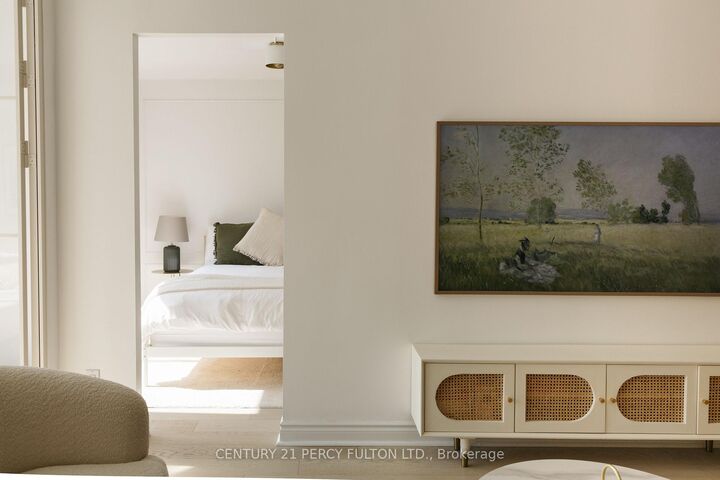 Photo de la propriété:  1 Ripley Avenue 302  ON M6S 4Z6 