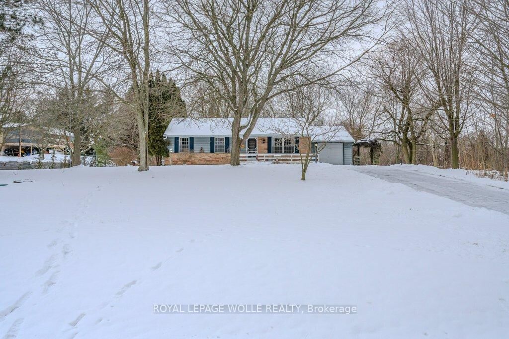 Property Photo:  39 Bannockburn Road  ON N2R 1M1 