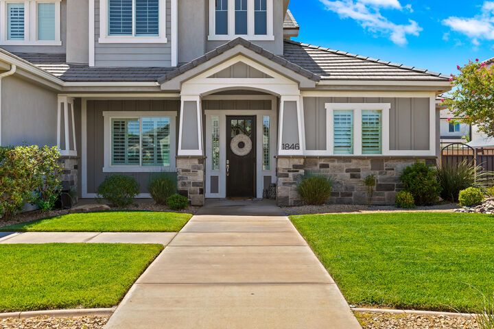 Property Photo:  1846 S 2940 St E  UT 84790 