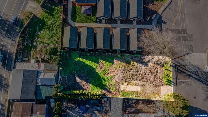 Property Photo: 1758 Aguilas Ct NE OR 97301