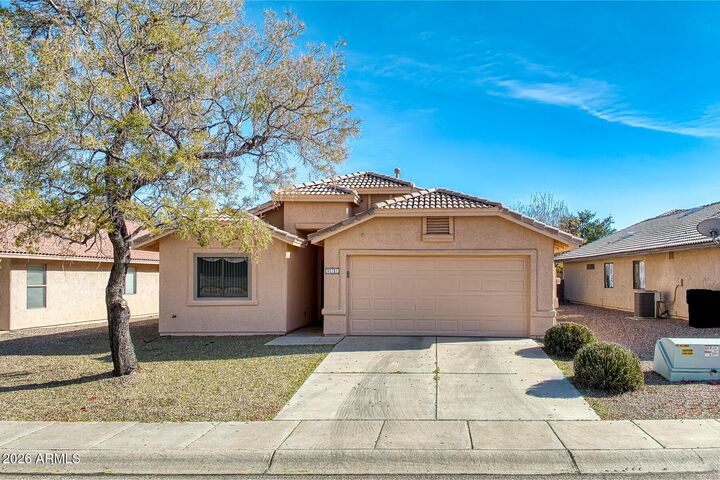 Property Photo:  977 Montrose Avenue  AZ 85635 