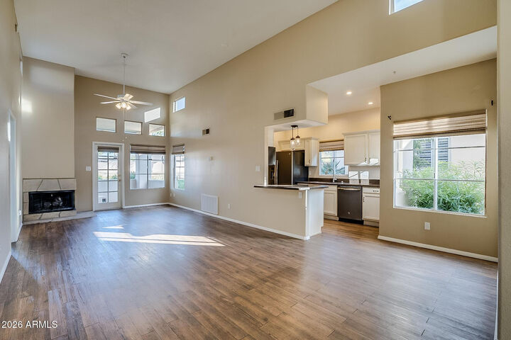 Property Photo:  11333 N 92nd Street Unit 1124  AZ 85260 