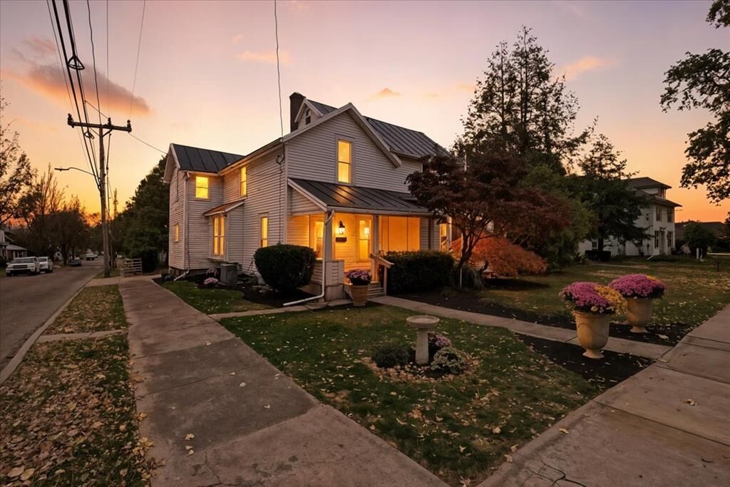 Property Photo:  150 College Ave  OH 44805 