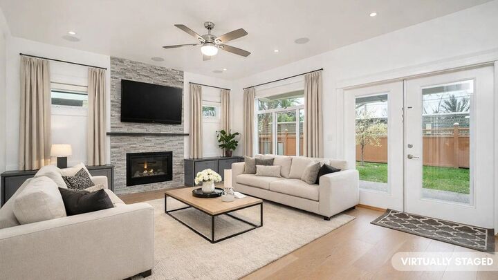 Property Photo:  5634 52 Avenue  BC V4K 2C5 