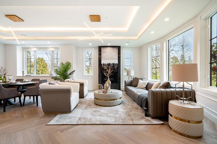 Property Photo:  1203 W 38th Avenue  BC V6M 1R2 