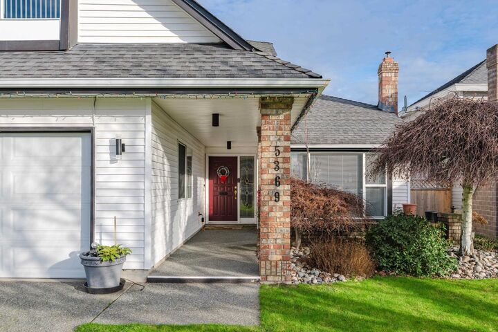 Property Photo:  5369 Laurel Way  BC V4K 4H5 