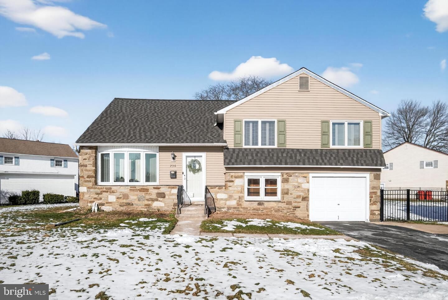 Property Photo:  236 Hickory Road  PA 18974 