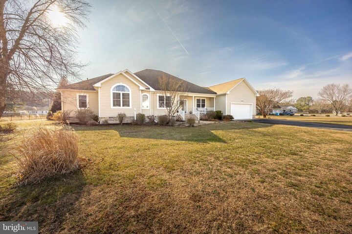 Property Photo:  1622 Crawford Drive  MD 21804 