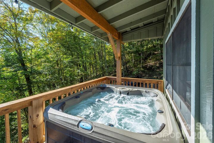 Property Photo:  322 Goldenleaf Road  NC 28754 