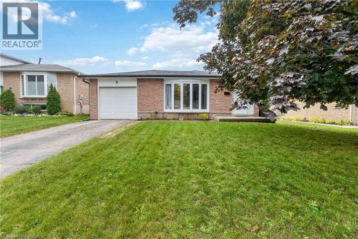 Property Photo:  8 Sandy Row  ON N3T 5Z4 