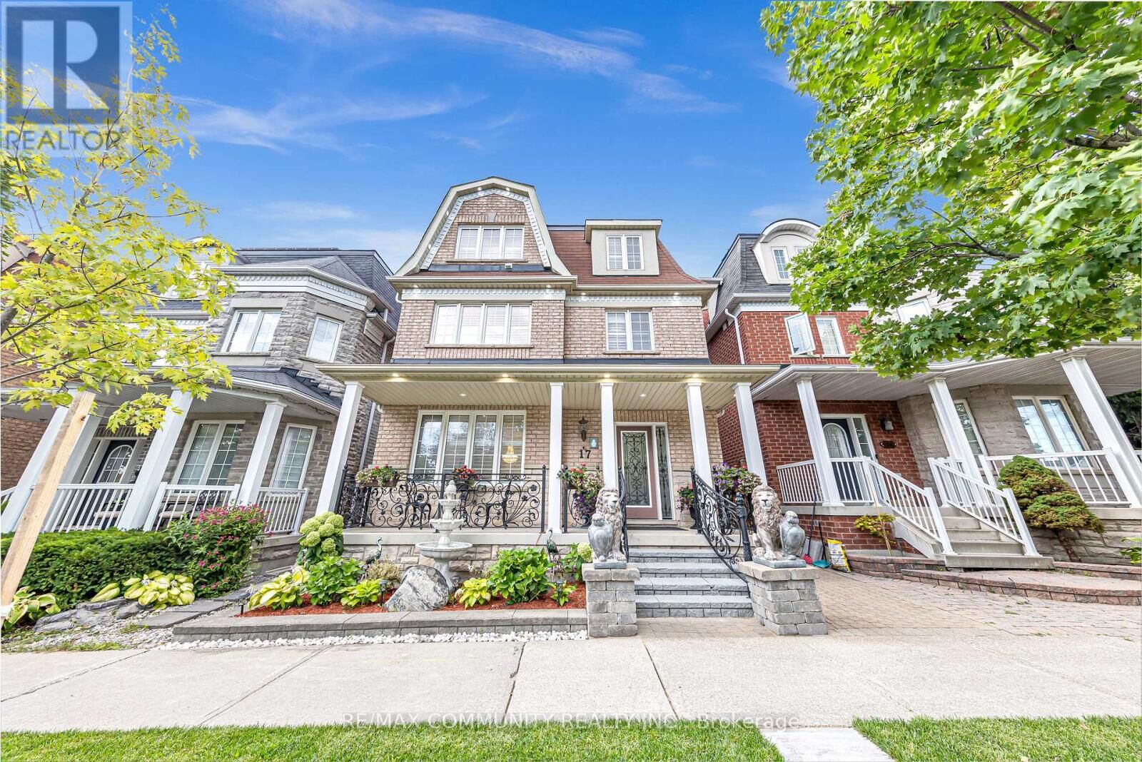 Property Photo:  17 Rouge Bank Drive  ON L6B 1A8 