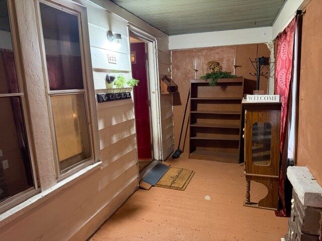 Property Photo:  425 N 18th Street  IL 62521 