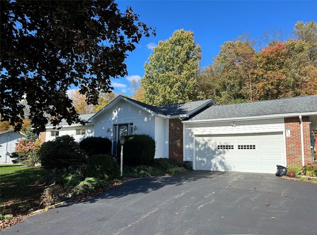 Property Photo: 875 Thurston Road PA 16335