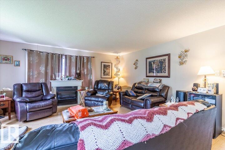 Property Photo: 5116 52 St AB T0C 2T0