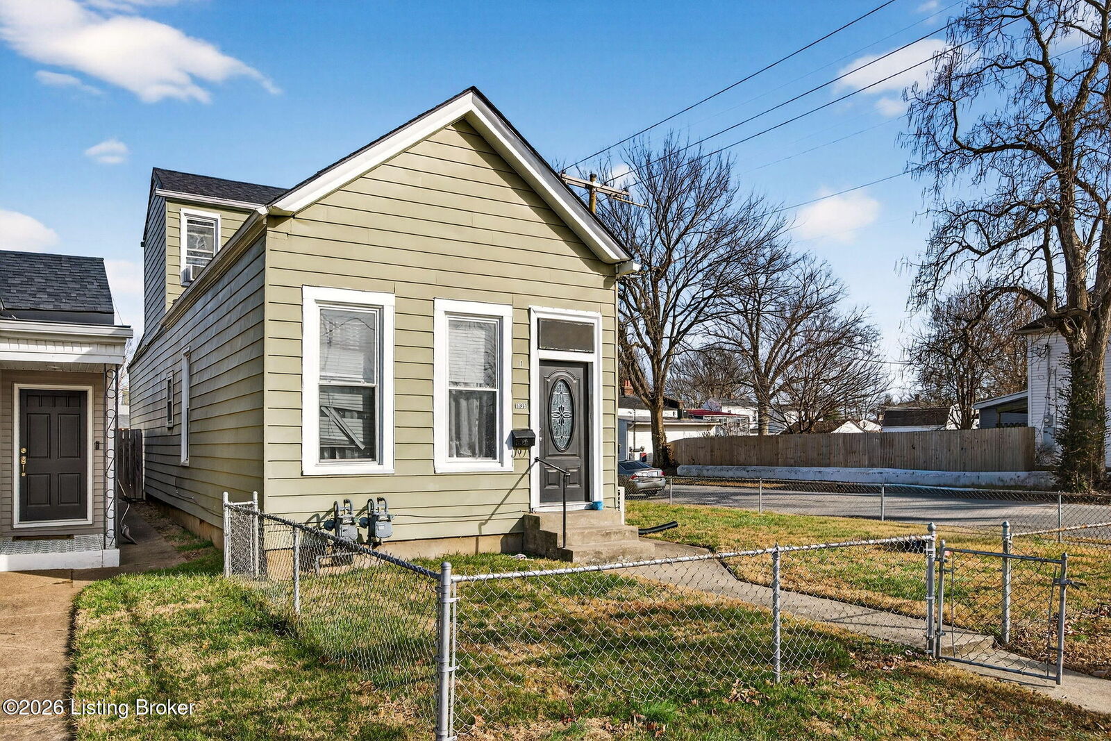 Property Photo:  1039 Mulberry St  KY 40217 
