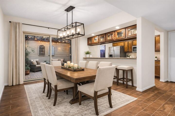 Property Photo:  2086 Augusta Drive 53  TX 77057 