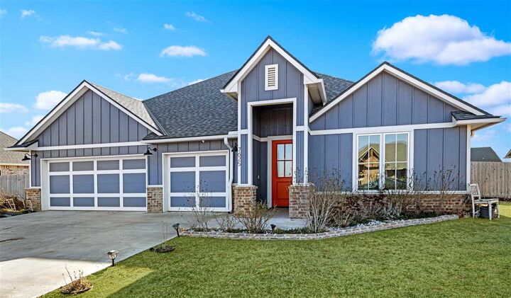 Property Photo: 7625 NE Northgate Dr OK 73538