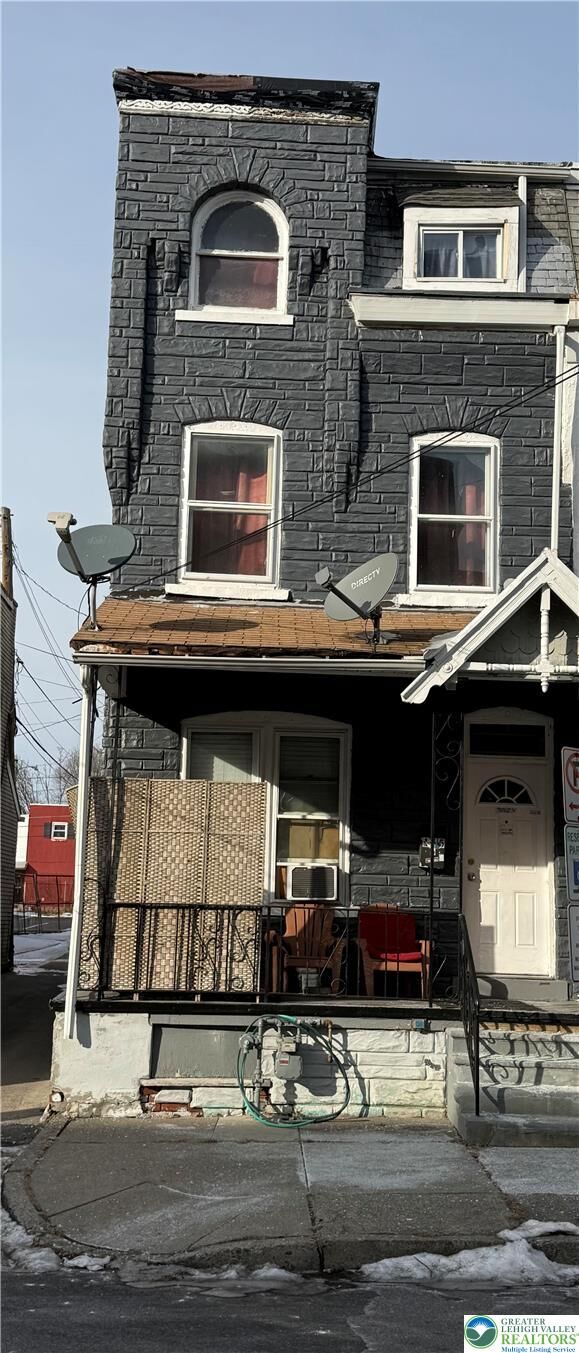 Property Photo:  165 W Turner Street  PA 18102 