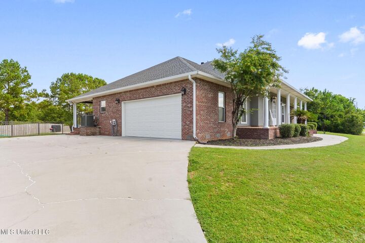 Property Photo:  6405 Seawinds Boulevard  MS 39532 
