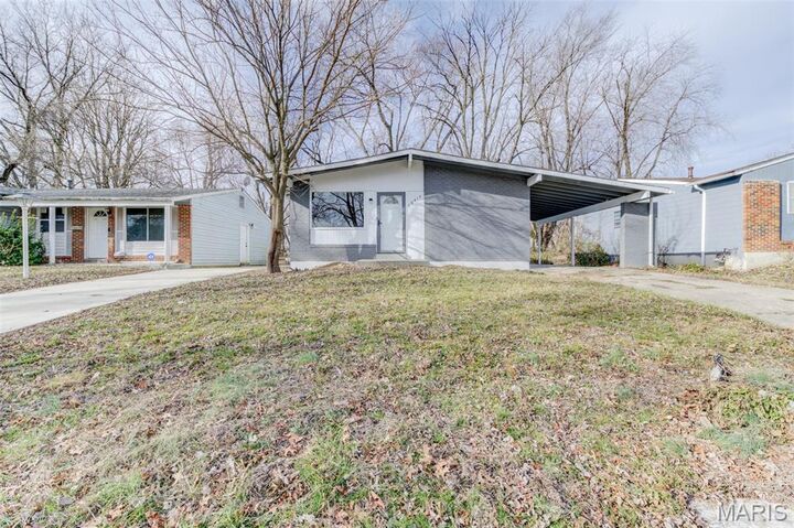 Property Photo:  10417 Prince Drive  MO 63136 