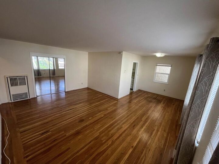 Property Photo:  844 York St  CA 94610 