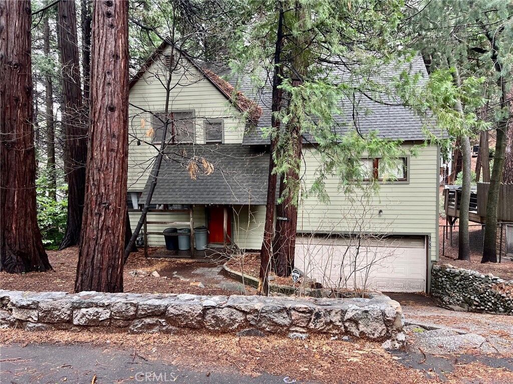 Property Photo:  195 Cedar Circle  CA 92352 