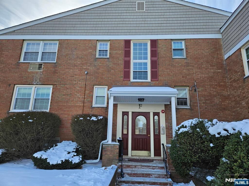 Property Photo: 605 F8 Grove Street F8 NJ 07013