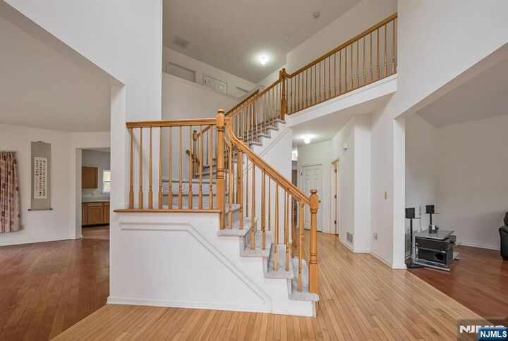 Property Photo:  1 Winding Ridge Road  NJ 07849 