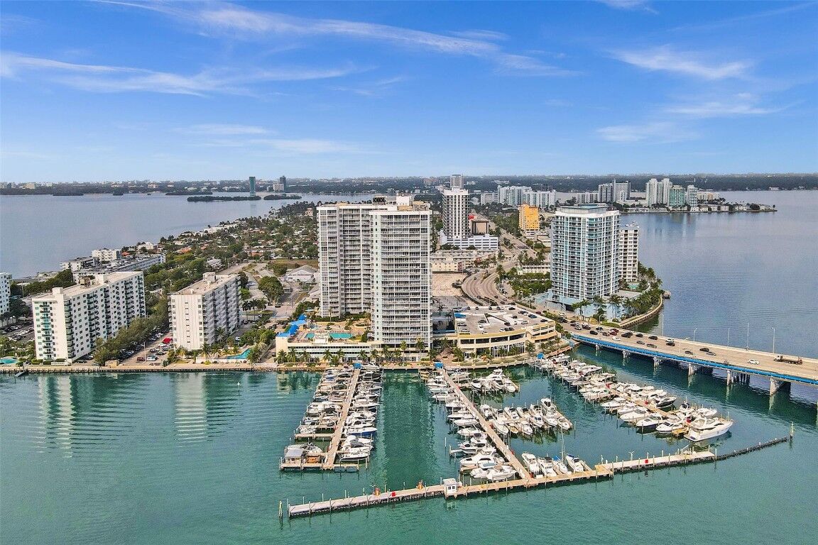 Property Photo:  7601 E Treasure Drive 617  FL 33141 