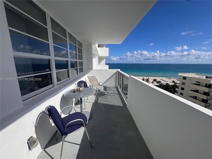 Property Photo:  100 Lincoln Rd 1230  FL 33139 