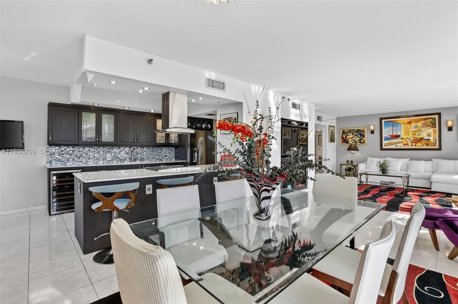 Property Photo: 20281 E Country Club Dr 201 FL 33180