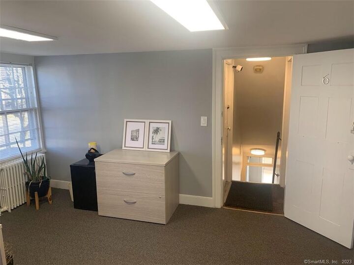 Property Photo:  168 East Avenue 1  CT 06851 