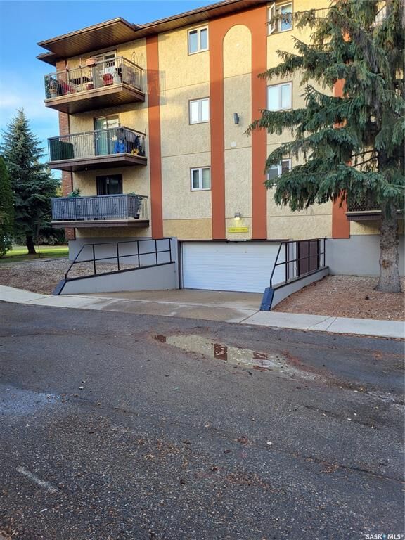 Photo de la propriété: 3130 Louise Street 106 SK S7J 3L8