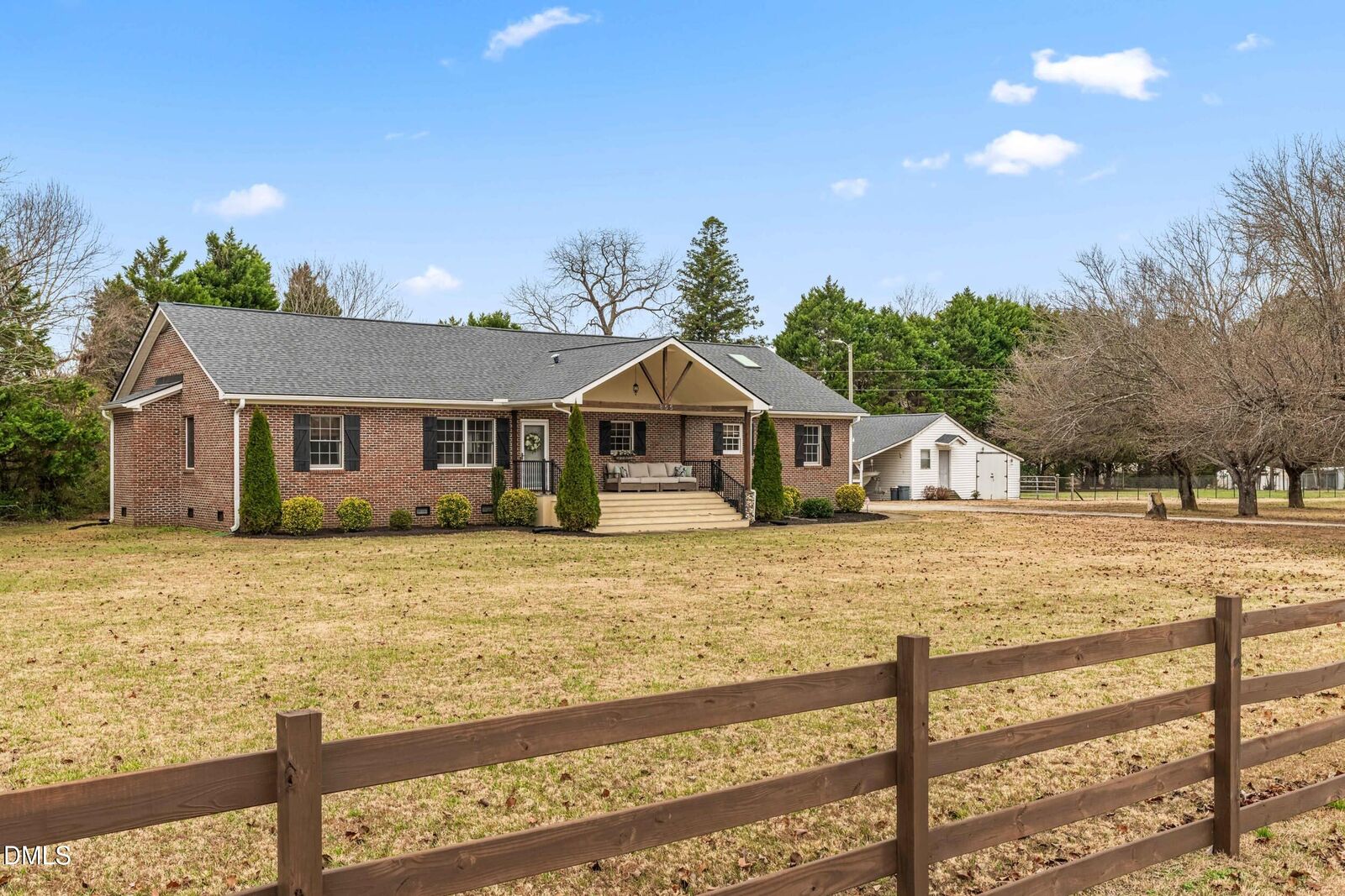 Property Photo:  855 Debro Road  NC 27542 