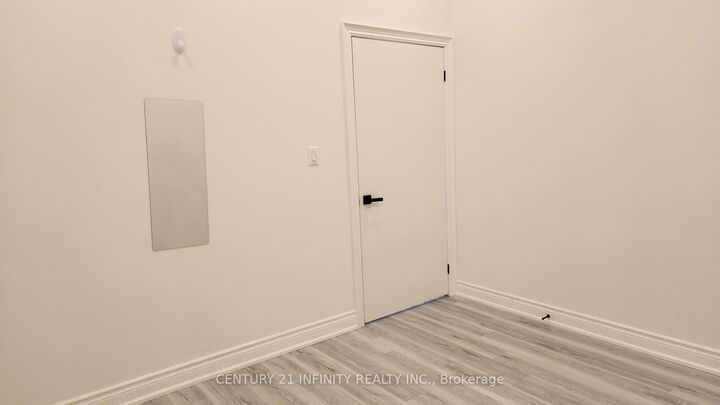 Property Photo:  136 Simcoe Street S  ON L1H 4G9 
