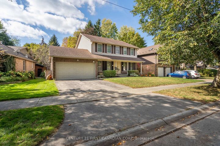 Property Photo:  90 Meridene Crescent W  ON N5X 1G2 