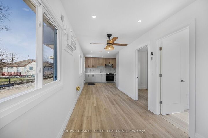 Property Photo: 338 Old Mosley Street Unit 1 ON L9Z 2H6