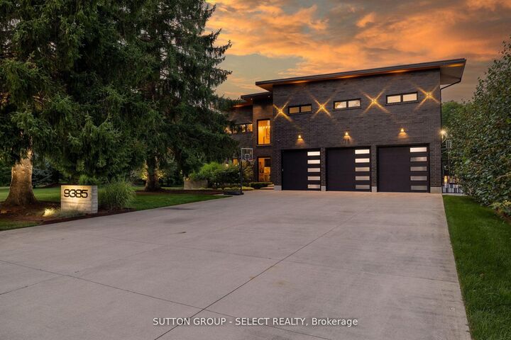 Property Photo: 9385 Elviage Drive ON N6K 4R8