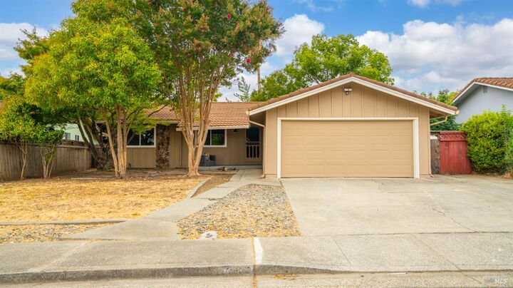 Property Photo:  257 Holly Drive  CA 94533 