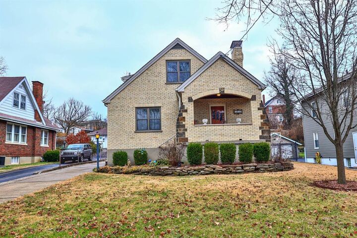 Property Photo:  5310 Fenwick Avenue  OH 45212 