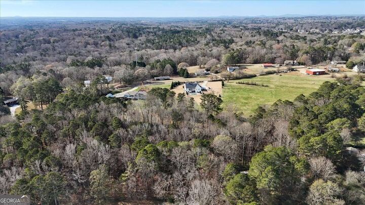 Property Photo: 2626 Hickory Road GA 30115
