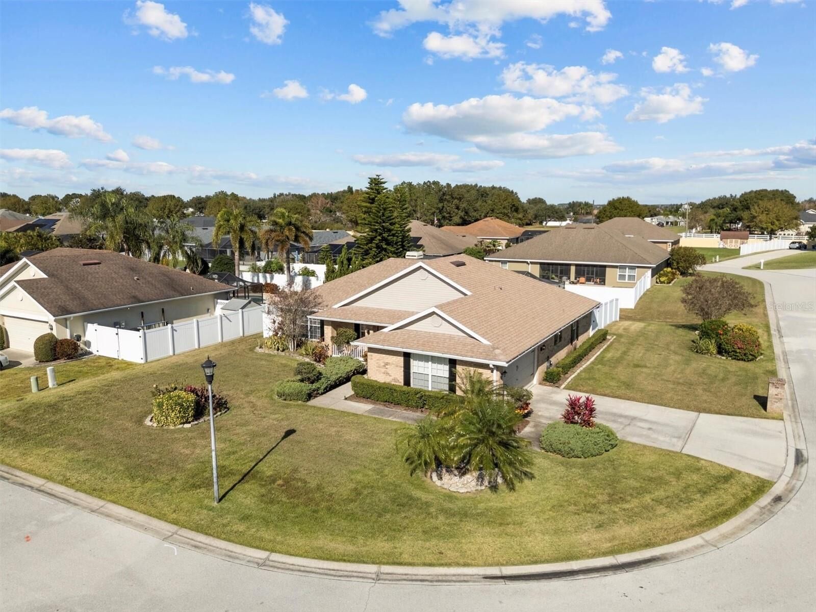 Property Photo:  1585 Doves View Circle  FL 33823 