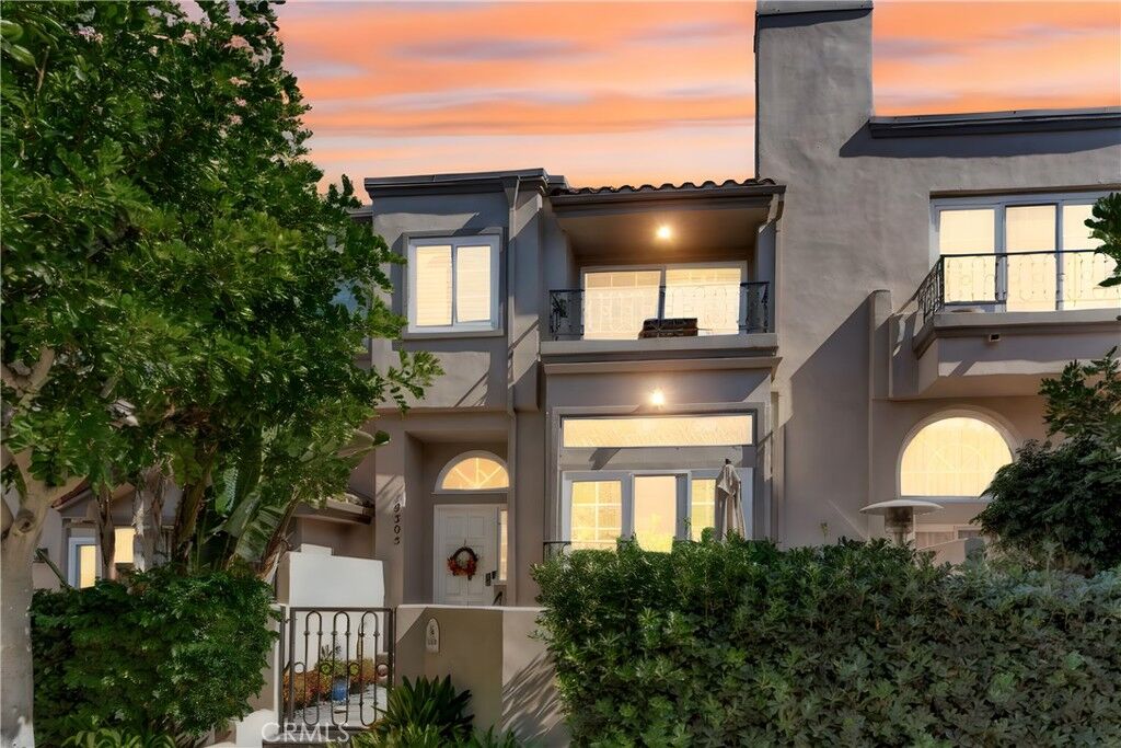 Property Photo:  19305 Champion Lane  CA 92648 