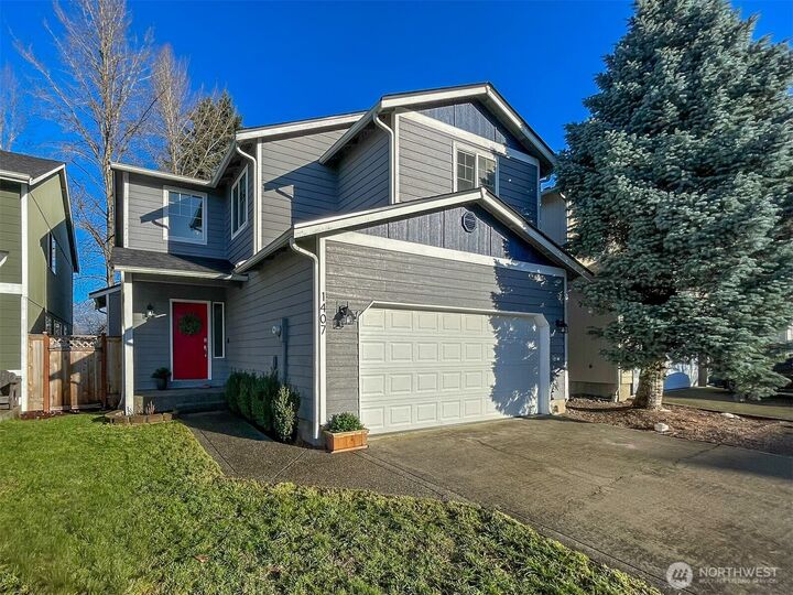 Property Photo:  1407  196th Street E  WA 98387 