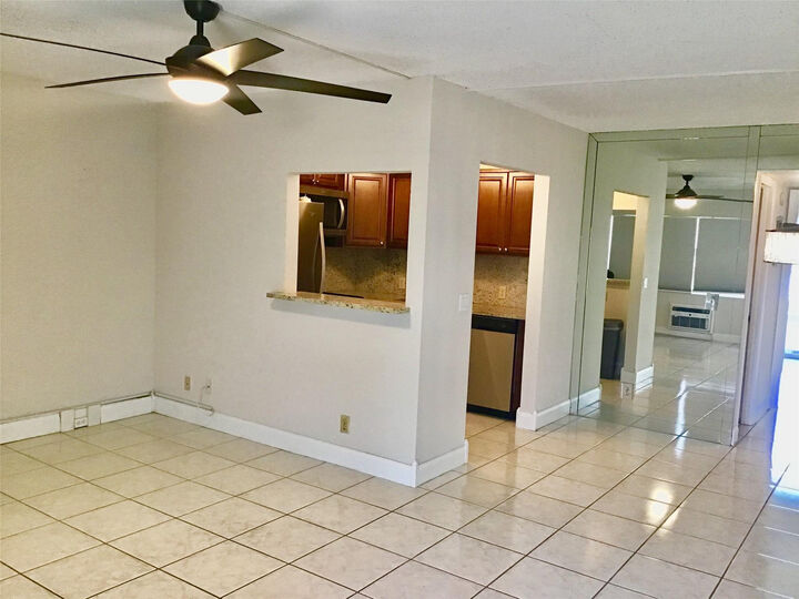 Property Photo:  135 Fanshaw D 135  FL 33434 